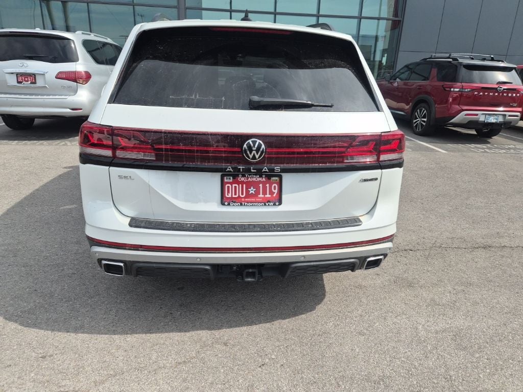 2024 Volkswagen Atlas 2.0T Peak Edition SEL