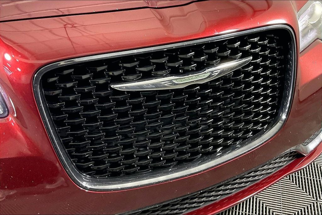 2019 Chrysler 300 Touring