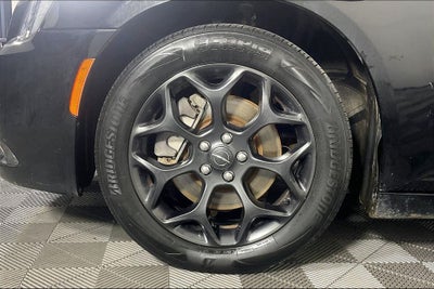 2019 Chrysler 300 S