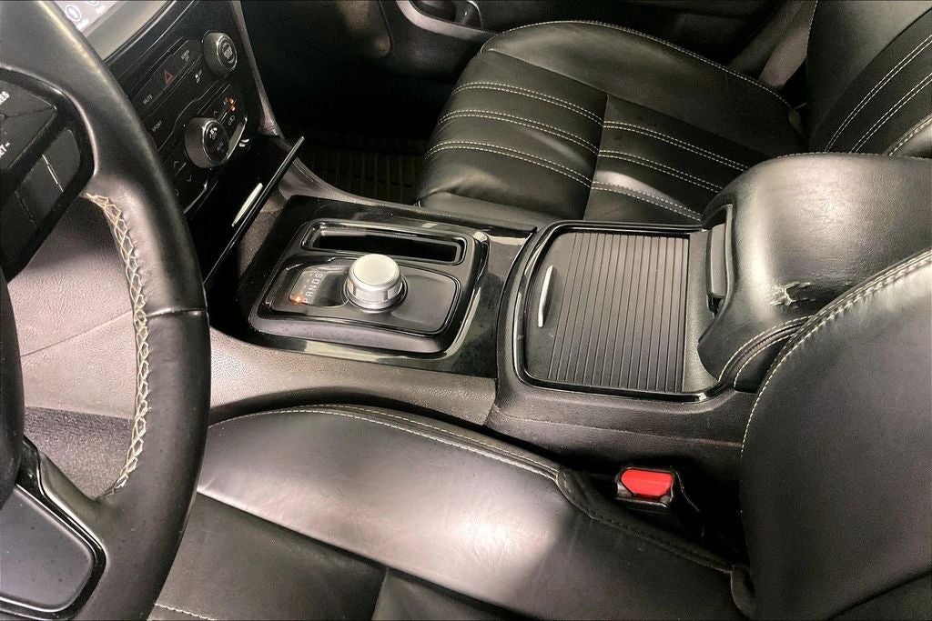2019 Chrysler 300 S