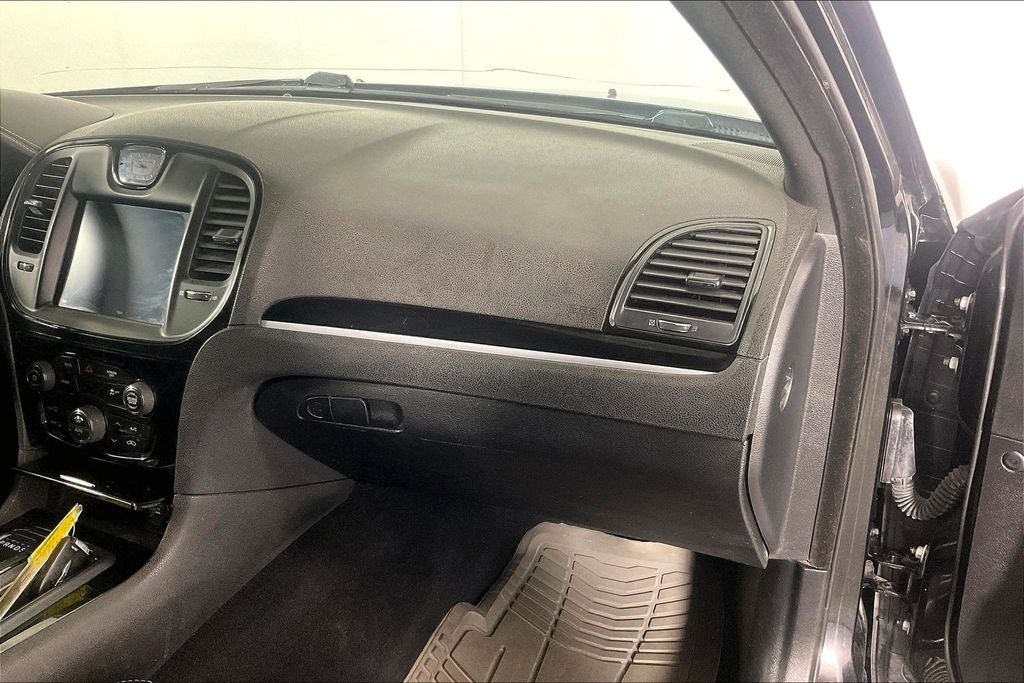 2019 Chrysler 300 S