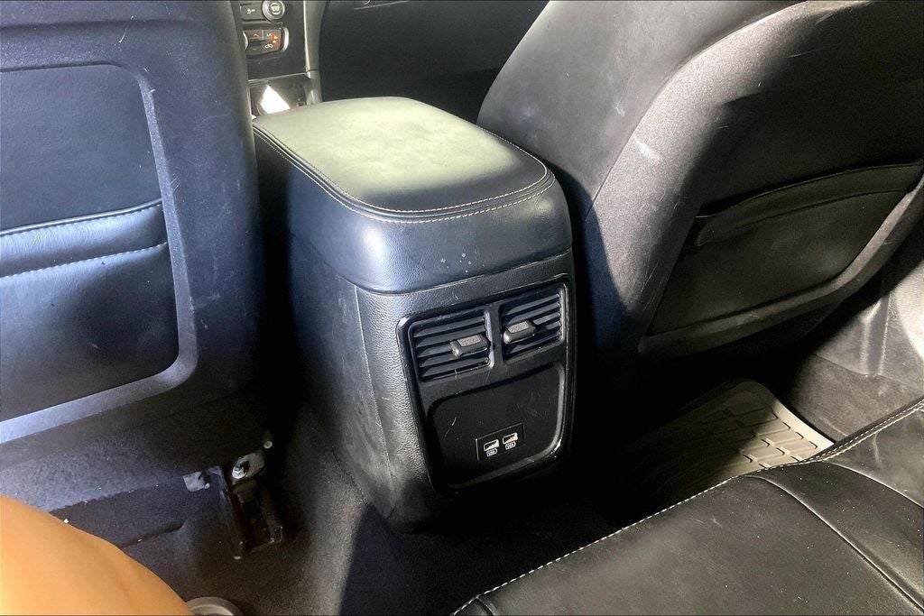 2019 Chrysler 300 S