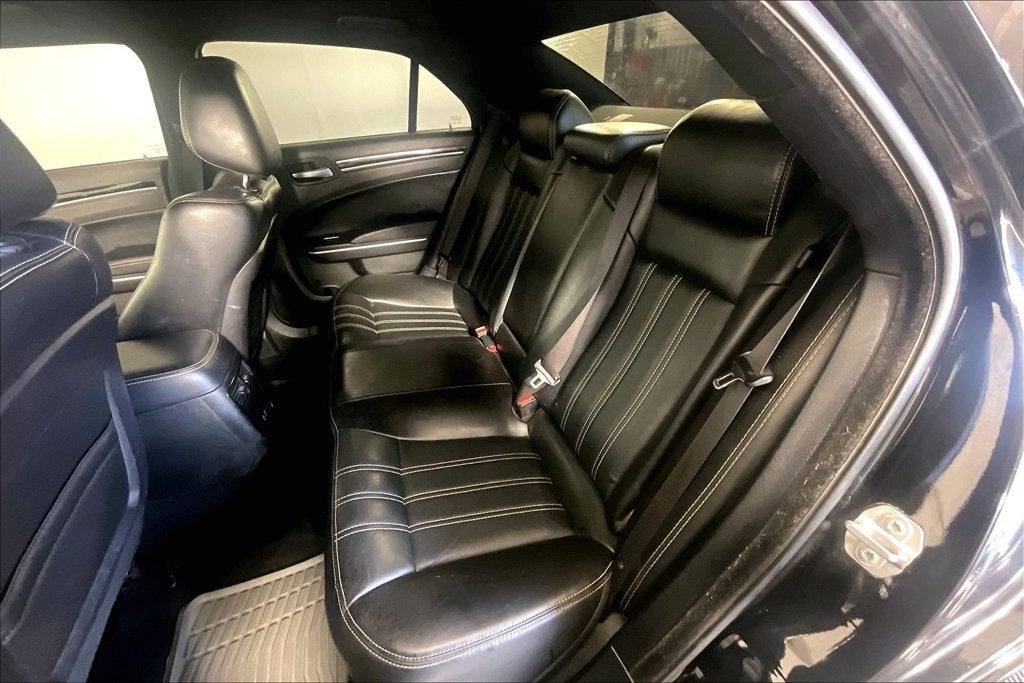 2019 Chrysler 300 S
