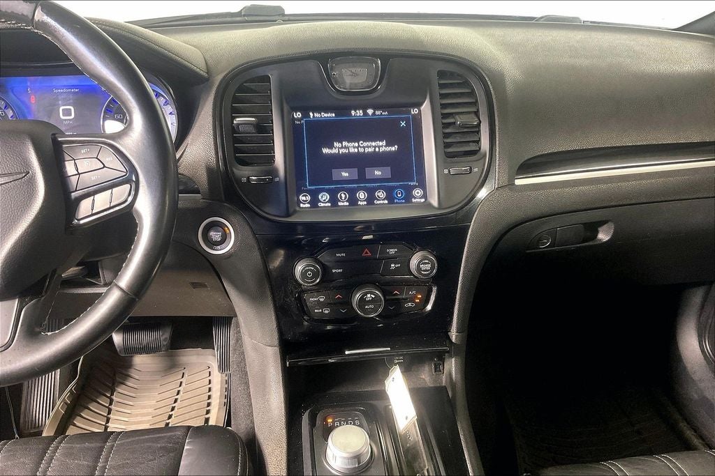 2019 Chrysler 300 S