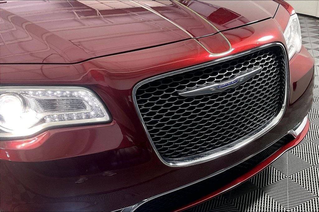 2018 Chrysler 300 Limited