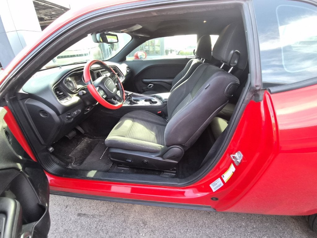 2015 Dodge Challenger SXT