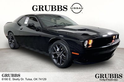 2022 Dodge Challenger SXT