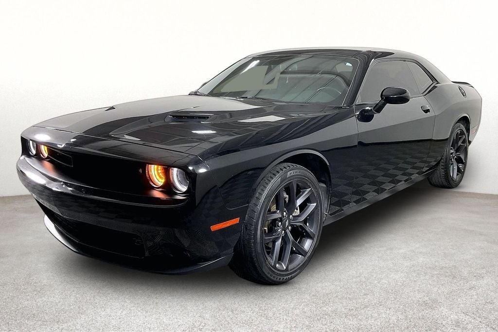 2022 Dodge Challenger SXT