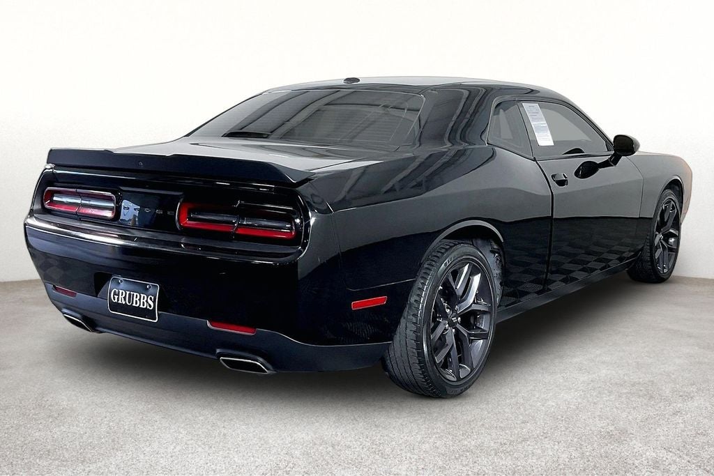 2022 Dodge Challenger SXT