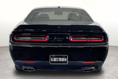 2022 Dodge Challenger SXT