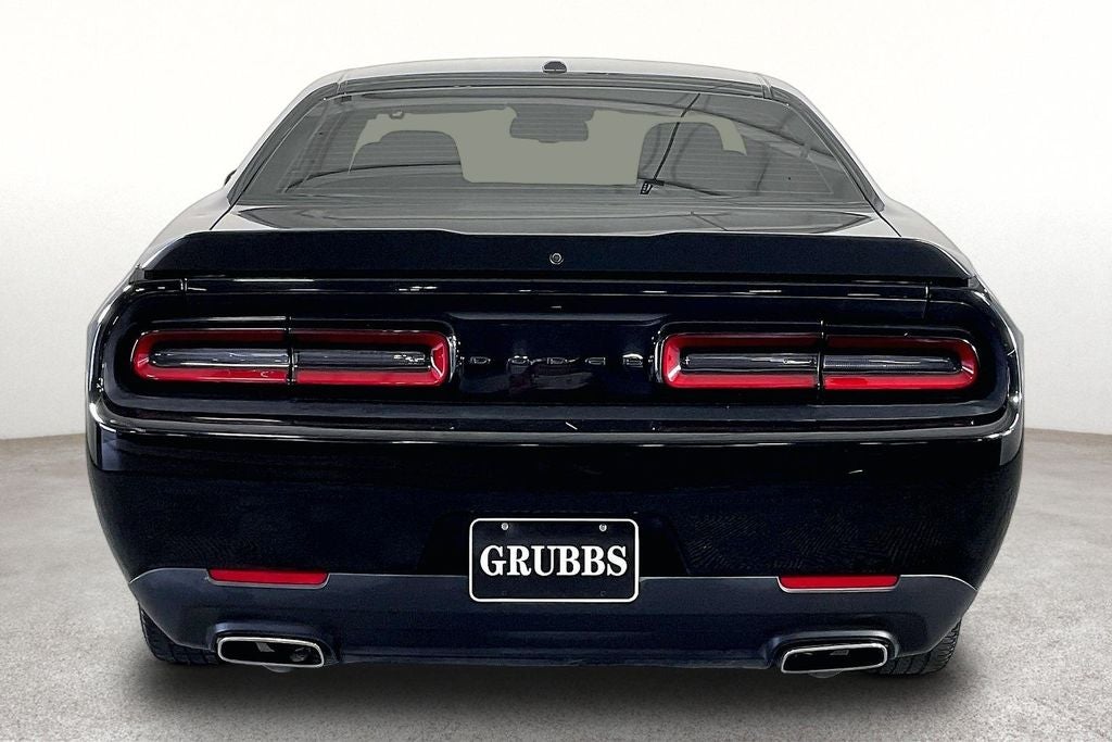 2022 Dodge Challenger SXT