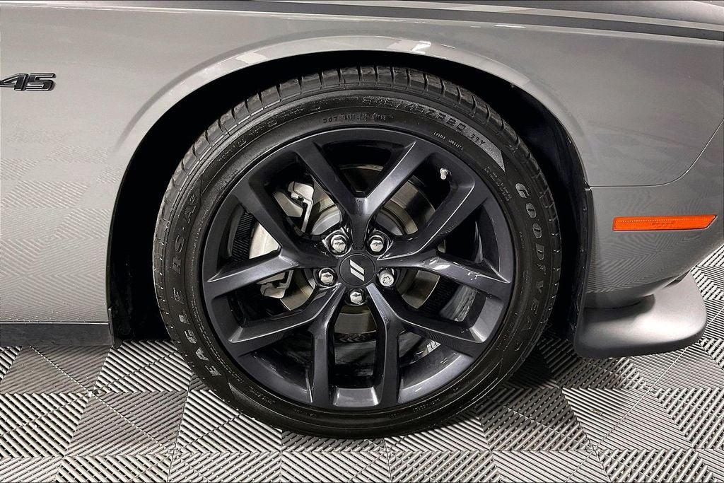 2023 Dodge Challenger R/T Plus