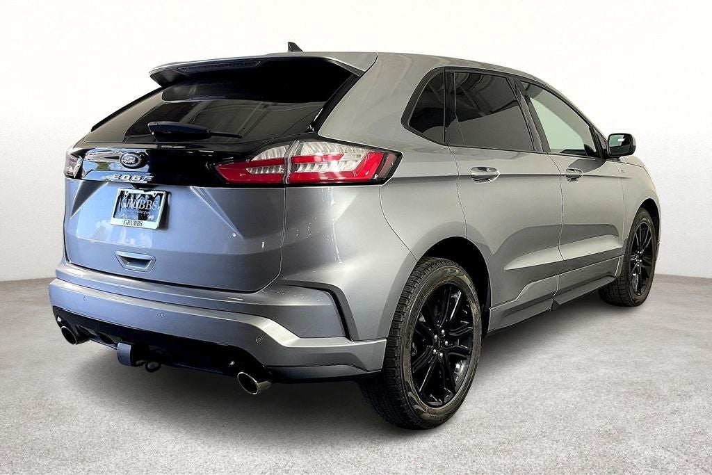 2021 Ford Edge ST Line