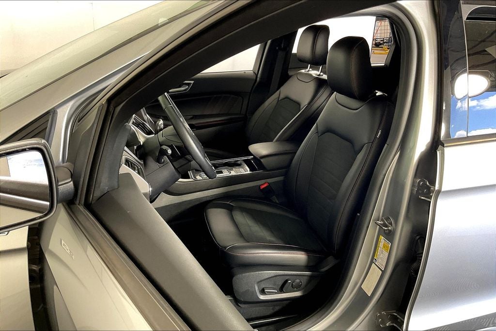 2021 Ford Edge ST Line