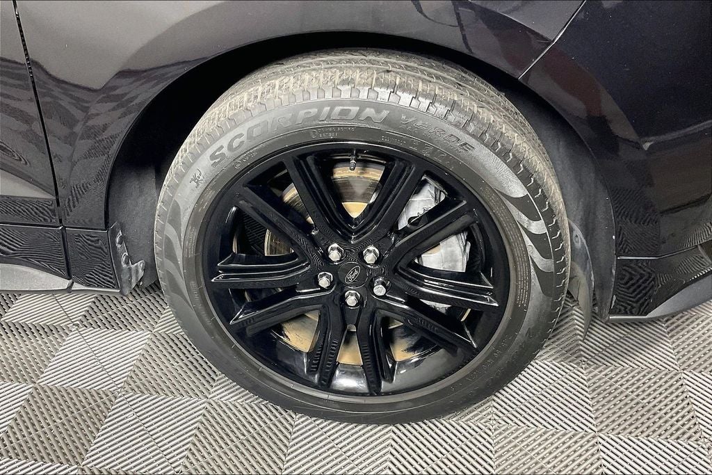 2023 Ford Edge ST Line