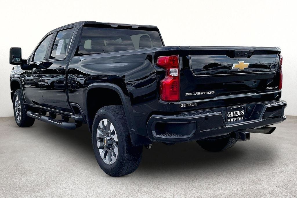 2024 Chevrolet Silverado 2500HD Custom
