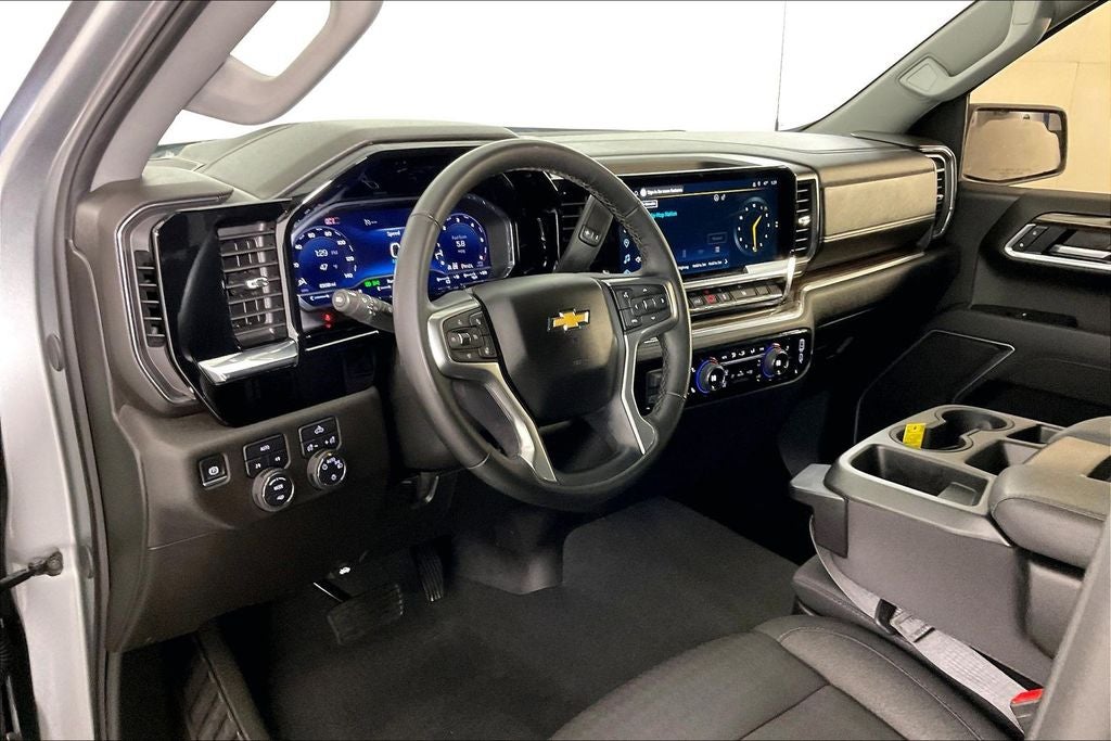 2025 Chevrolet Silverado 1500 LT LT1