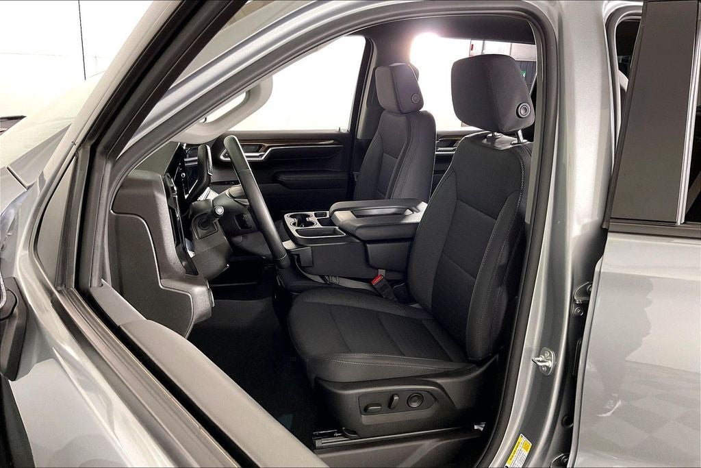 2025 Chevrolet Silverado 1500 LT LT1