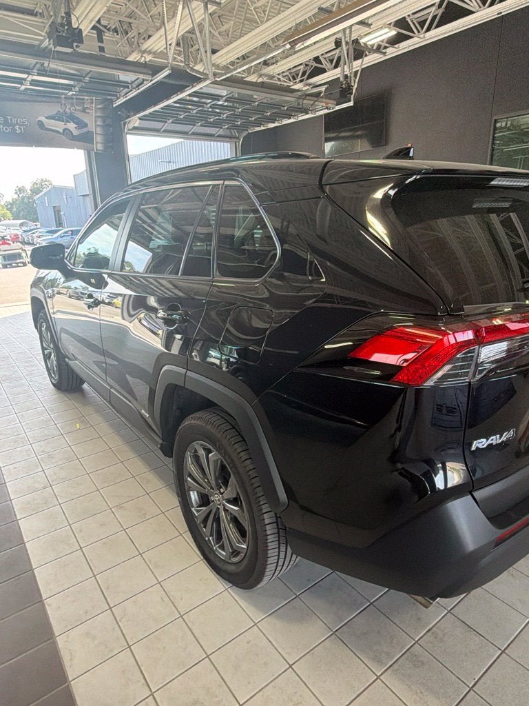 2024 Toyota RAV4 Hybrid XLE Premium