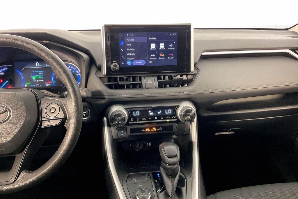 2025 Toyota RAV4 Hybrid XLE