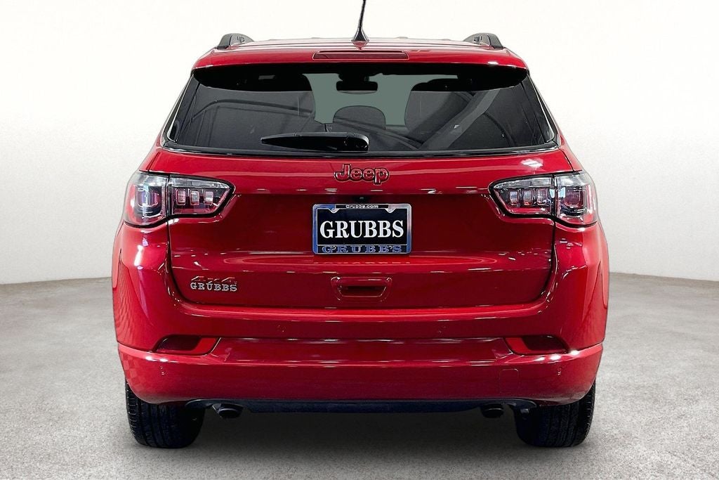 2023 Jeep Compass (Red) Edition