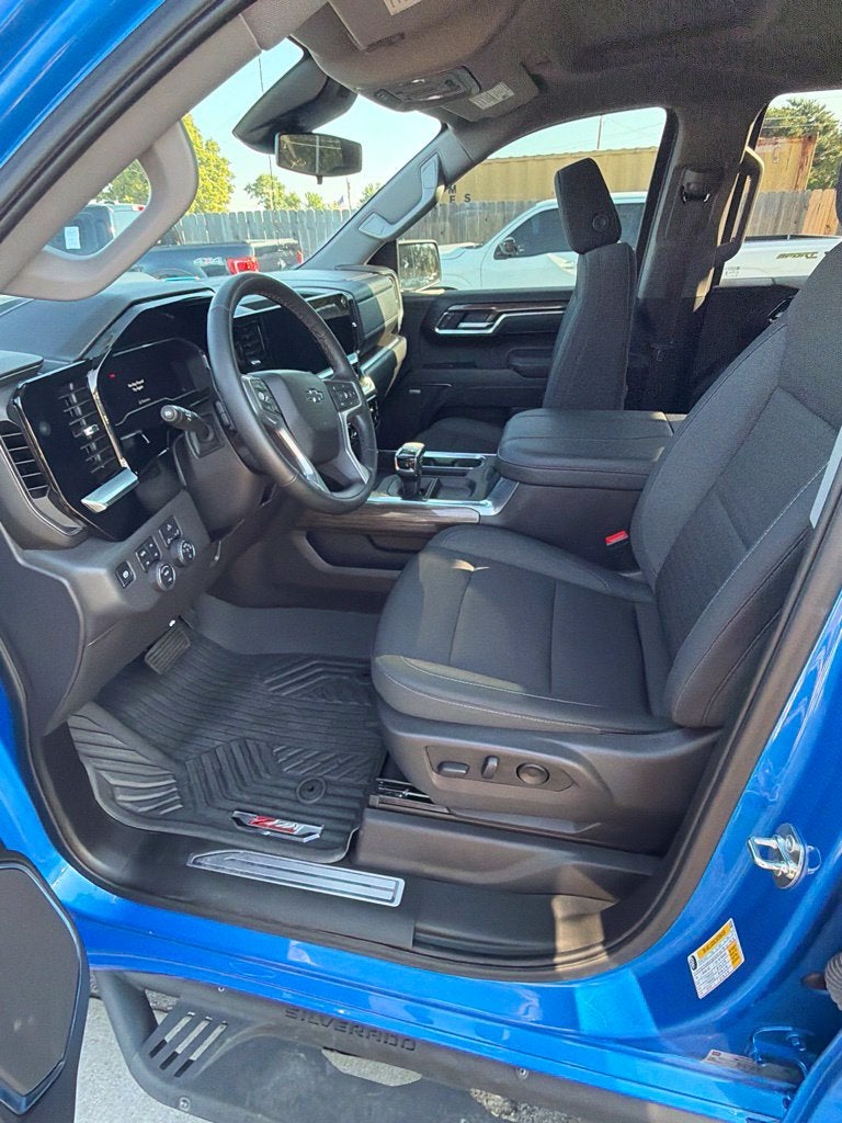 2025 Chevrolet Silverado 1500 LT Trail Boss