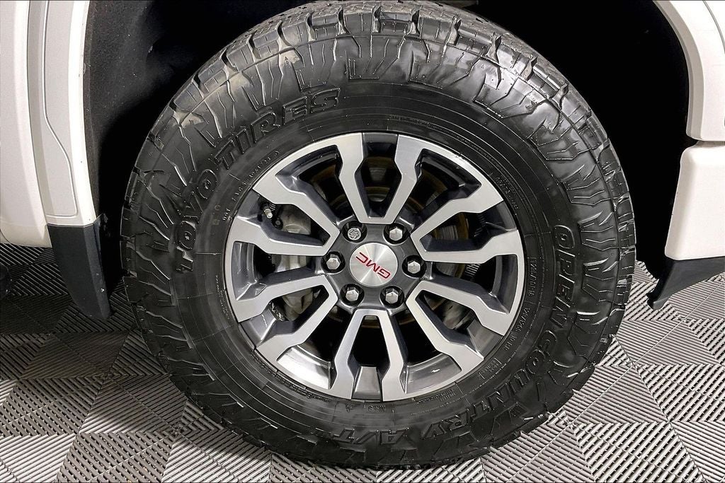 2019 GMC Sierra 1500 AT4