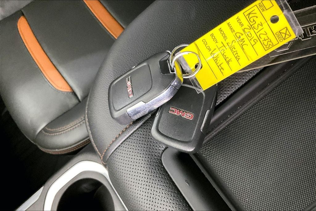 2019 GMC Sierra 1500 AT4