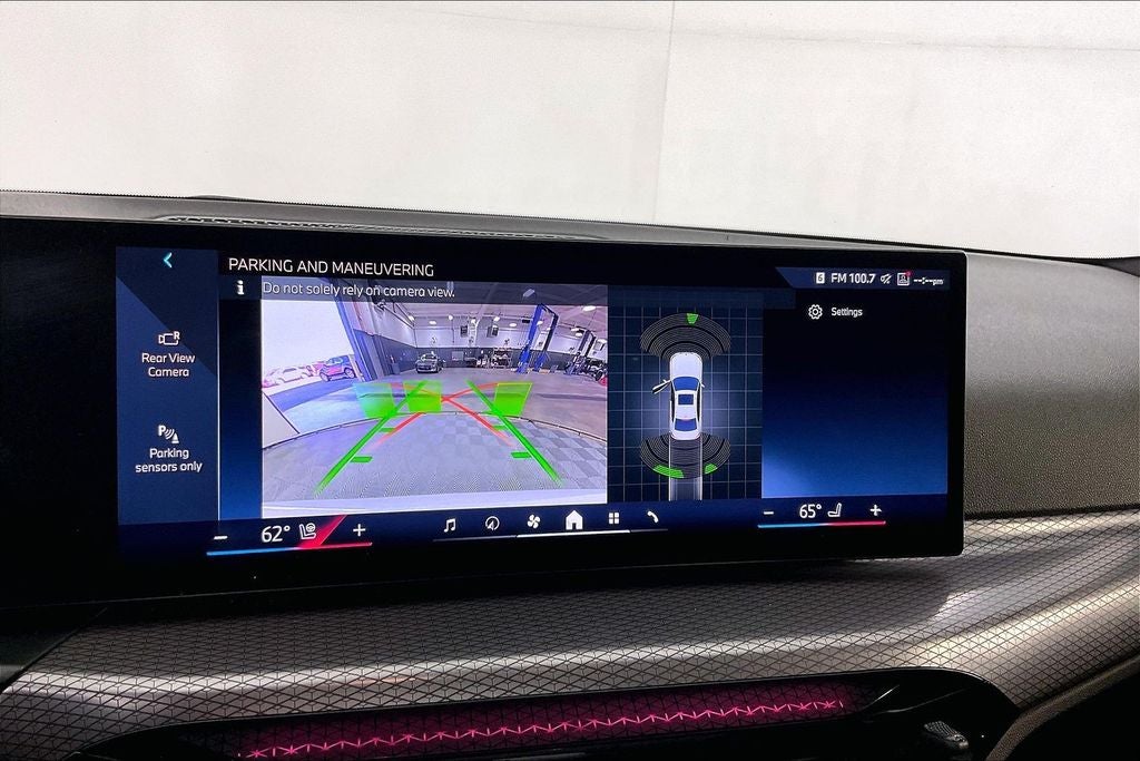 2025 BMW 3 Series 330i xDrive M Sport