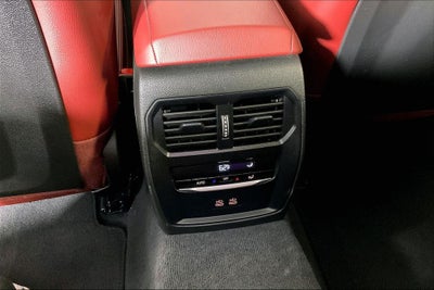 2025 BMW 3 Series 330i xDrive M Sport