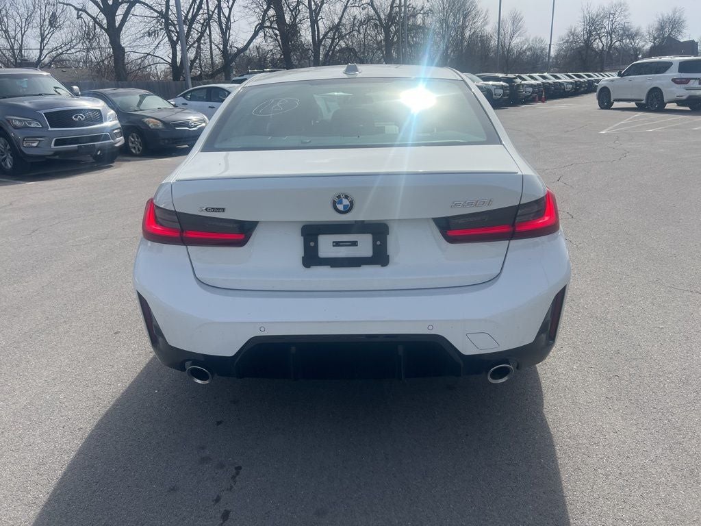 2025 BMW 3 Series 330i xDrive M Sport