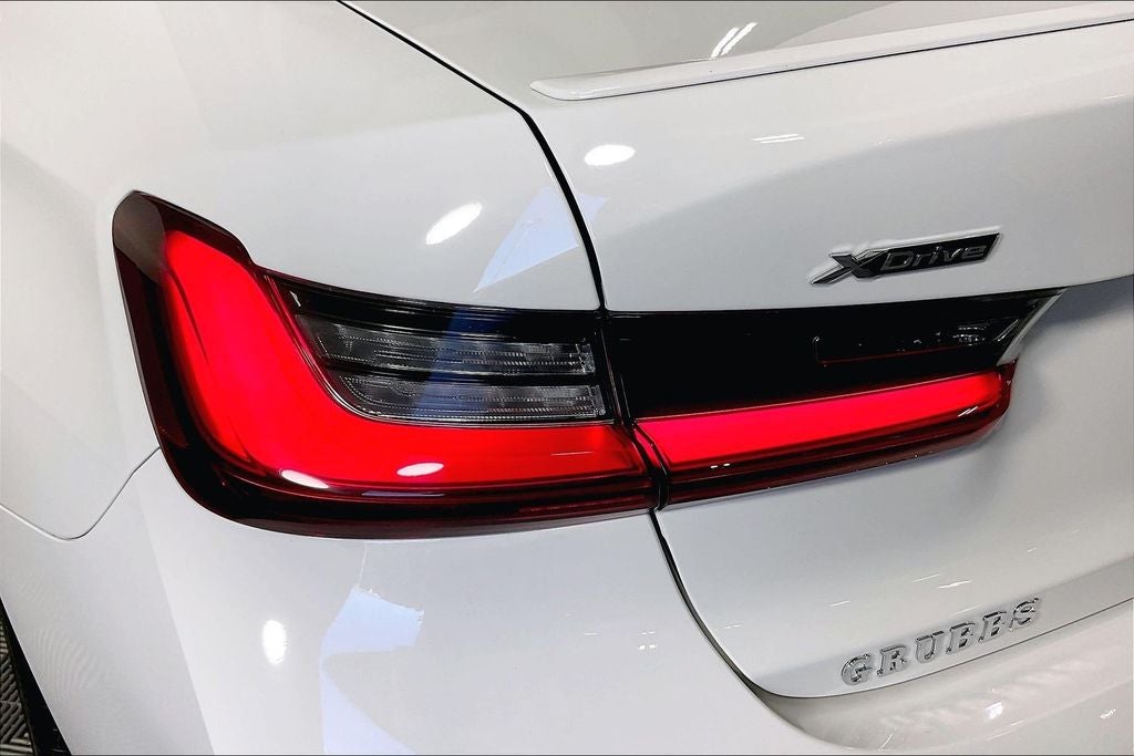 2025 BMW 3 Series 330i xDrive M Sport