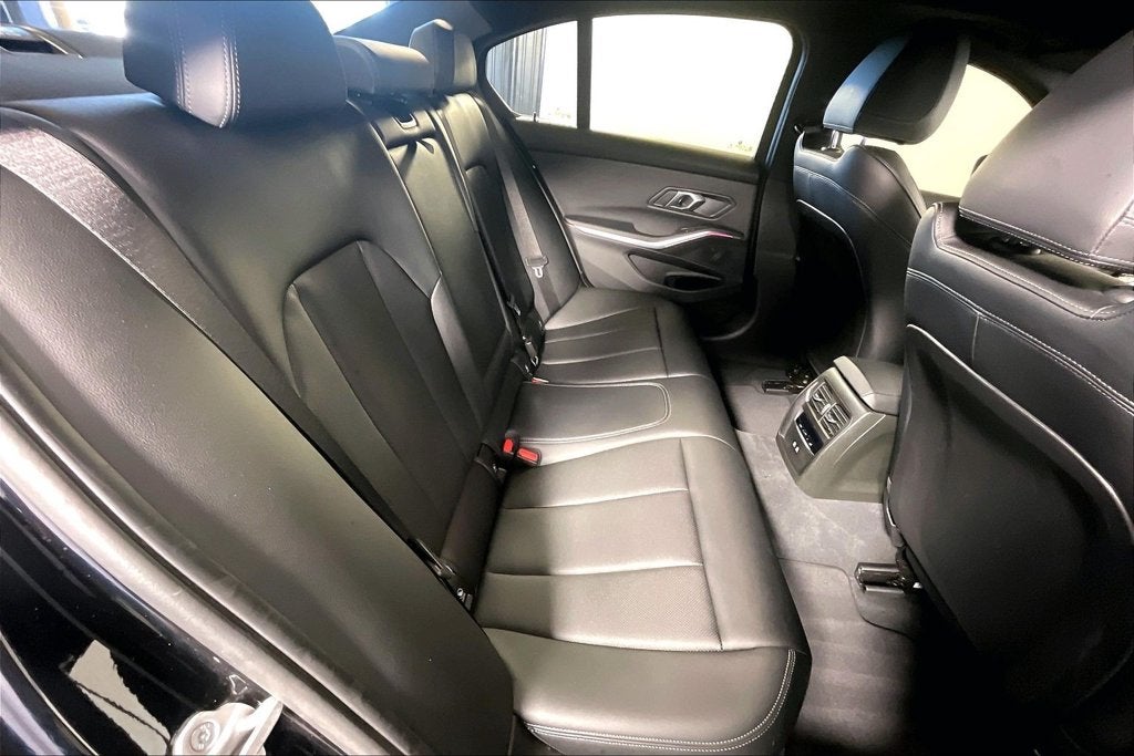 2026 BMW 3 Series 330i xDrive