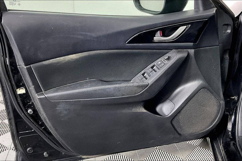 2015 Mazda Mazda3 i Sport