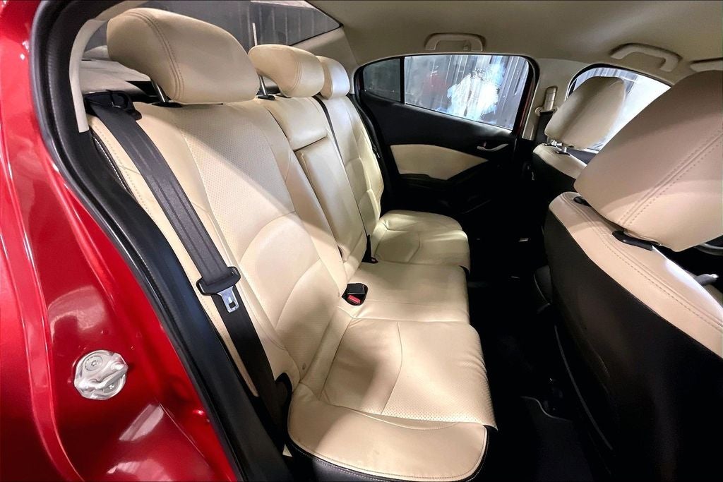 2015 Mazda Mazda3 i Sport