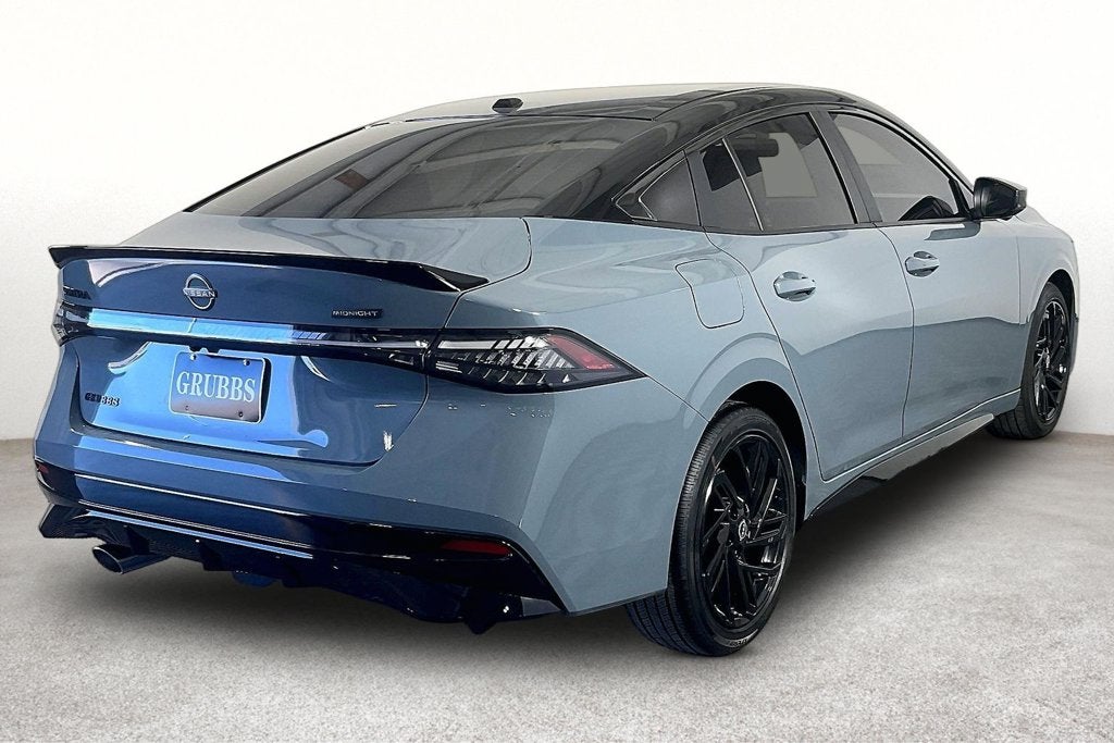 2027 Nissan Sentra SR Midnight Edition