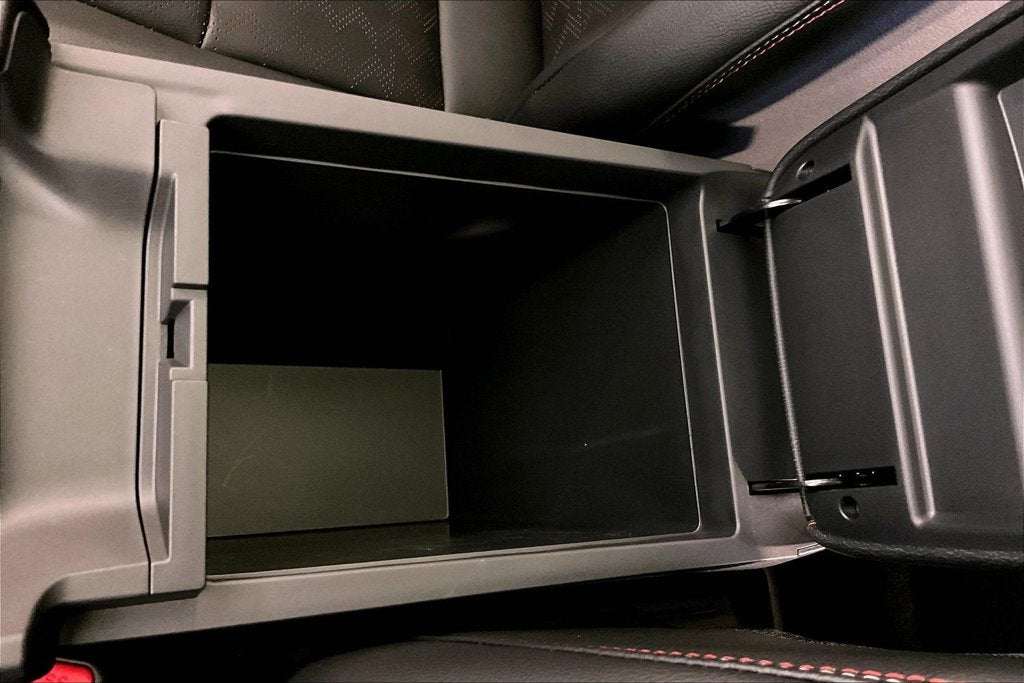 2027 Nissan Sentra SR Midnight Edition