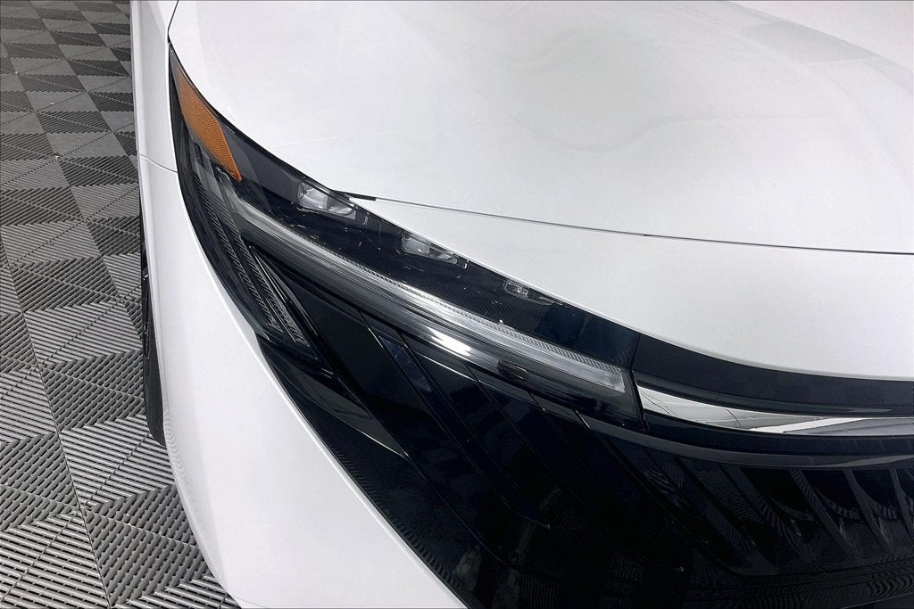 2027 Nissan Sentra SR Midnight Edition
