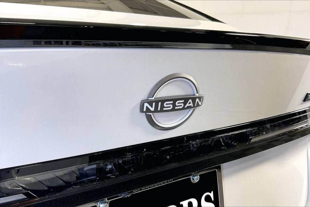 2027 Nissan Sentra SR Midnight Edition