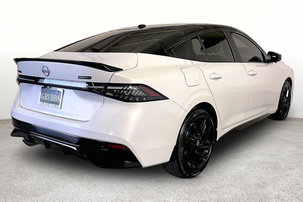 2027 Nissan Sentra SR Midnight Edition