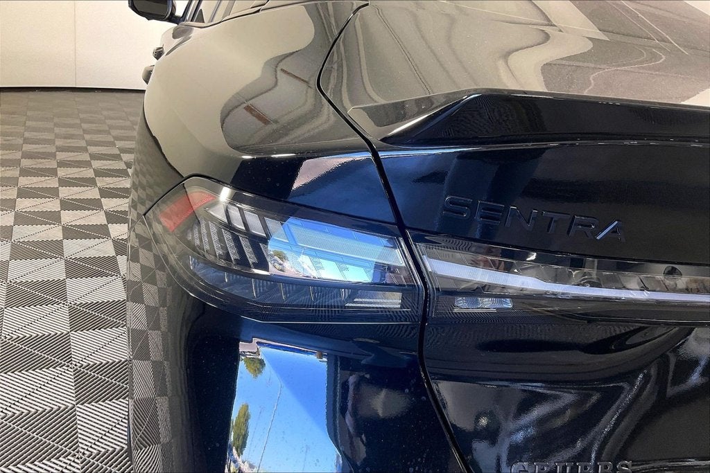2027 Nissan Sentra SR Midnight Edition