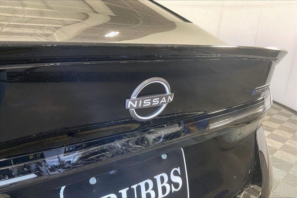 2027 Nissan Sentra SR Midnight Edition