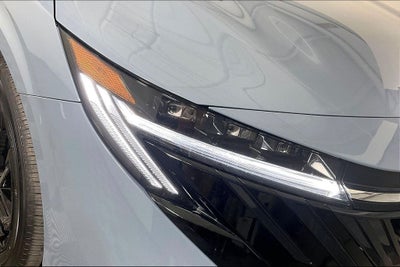 2027 Nissan Sentra SR Midnight Edition