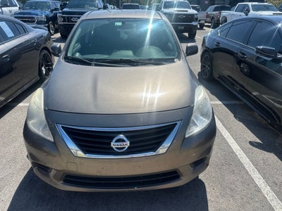 2013 Nissan Versa 1.6 SV