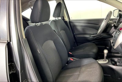 2016 Nissan Versa 1.6 SV