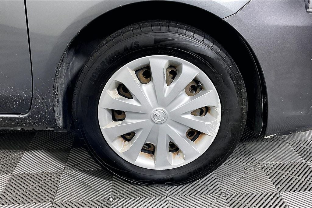 2016 Nissan Versa 1.6 SV