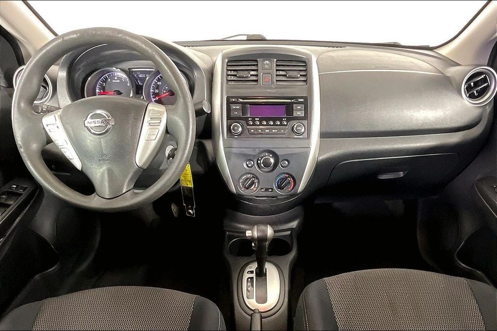 2016 Nissan Versa 1.6 SV