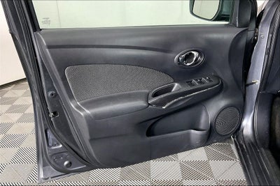 2016 Nissan Versa 1.6 SV