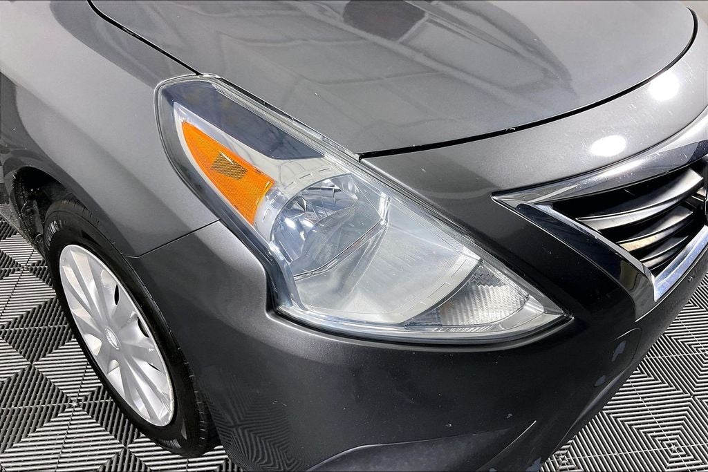 2016 Nissan Versa 1.6 SV