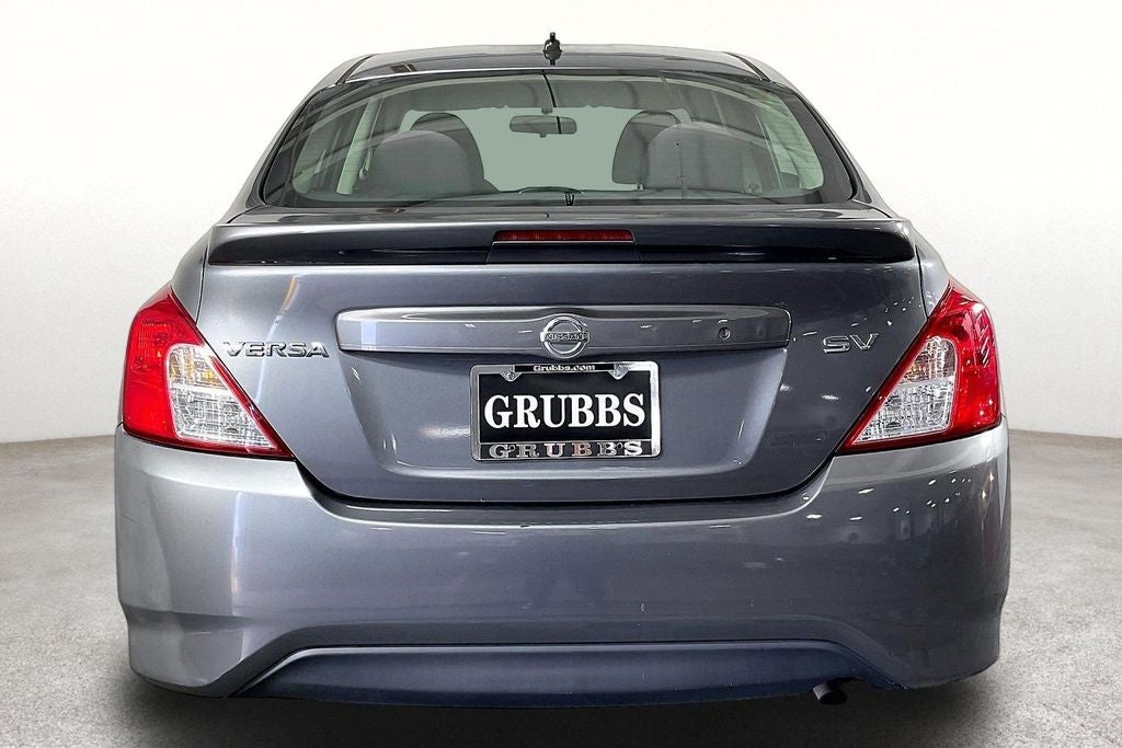 2016 Nissan Versa 1.6 SV